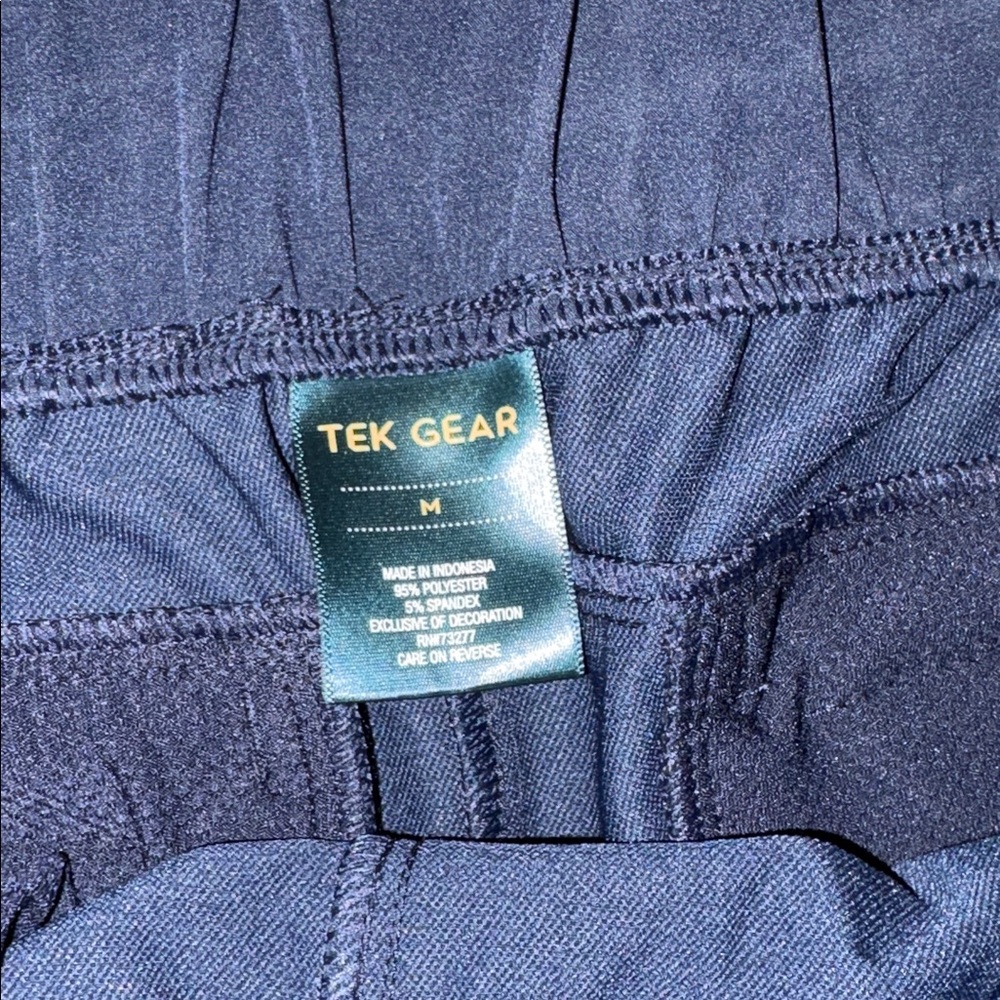 Tek Gear Navy woman’s Medium Shorts - Picture 3 of 6